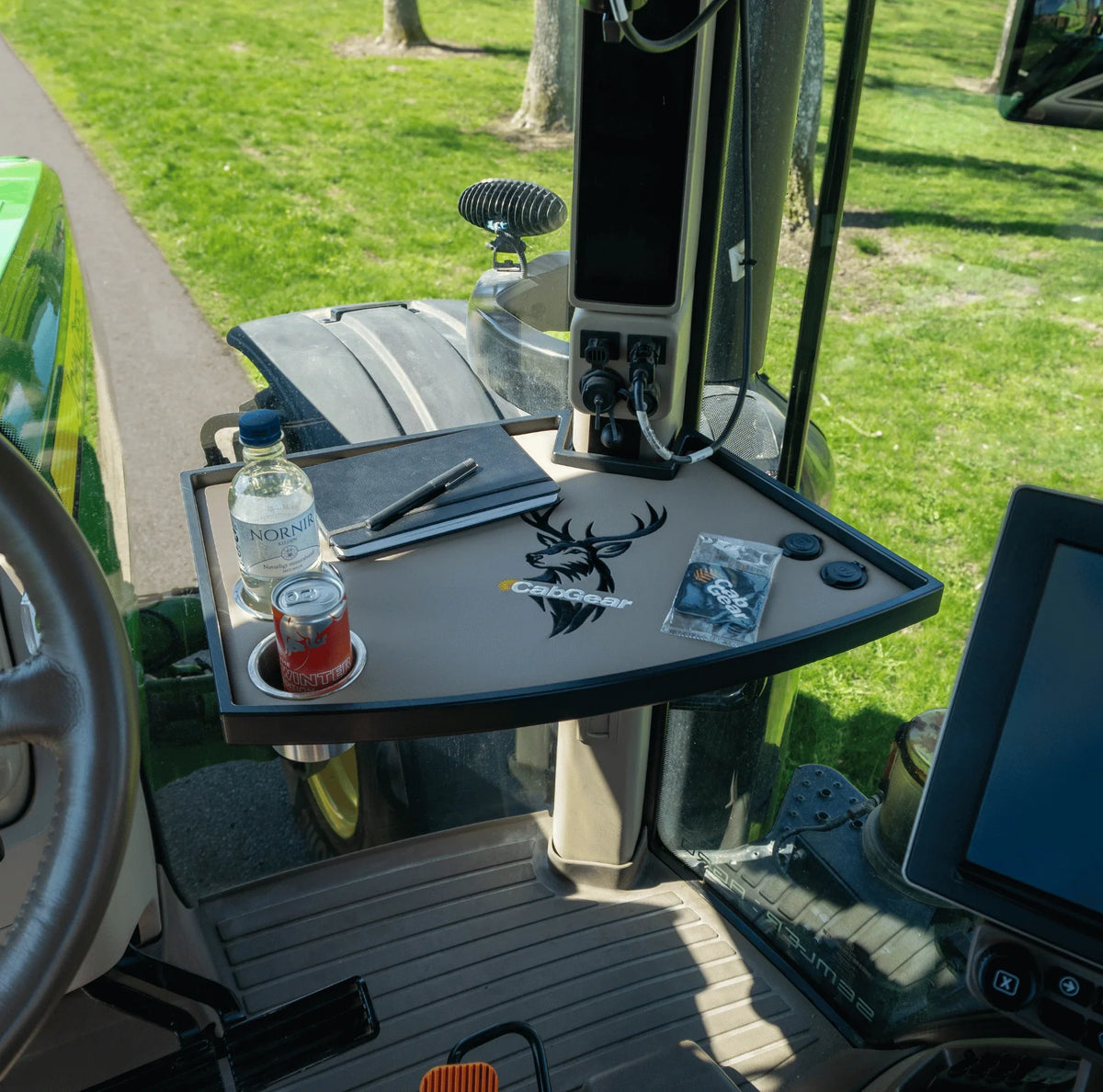 CabTable™ für John Deere 8400R